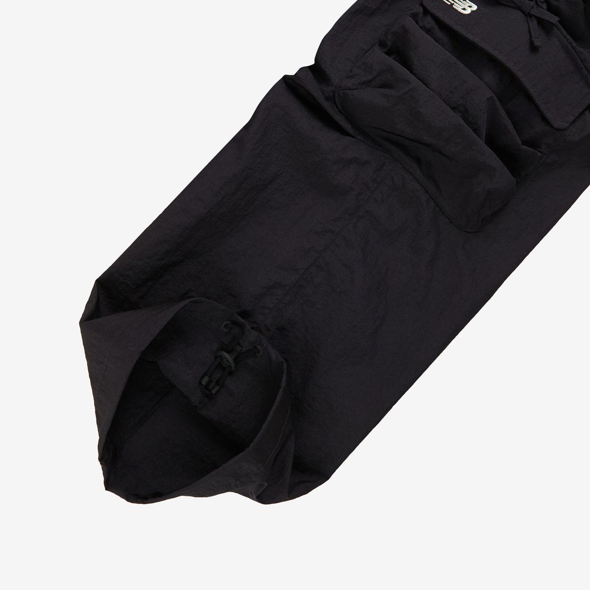 (19)Black