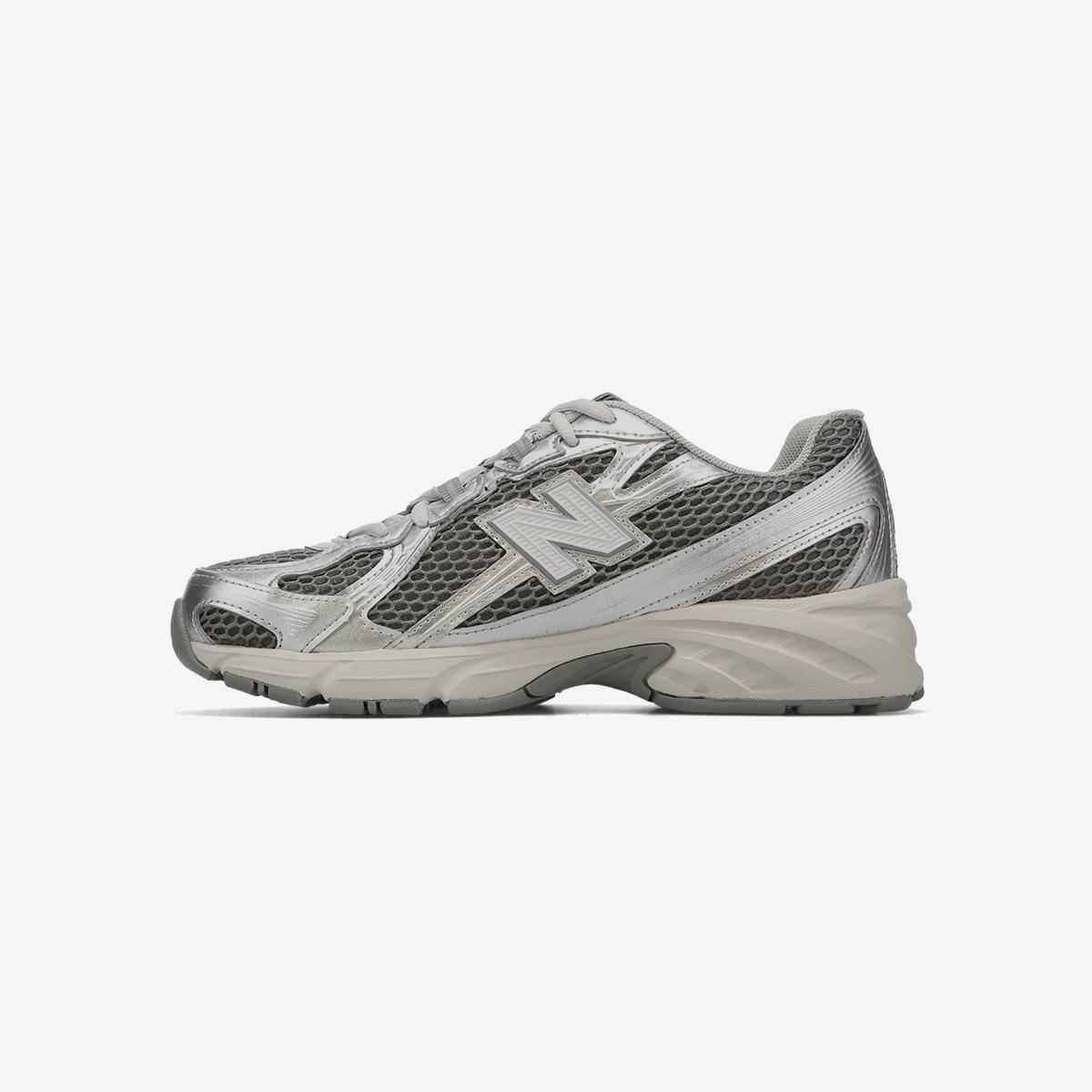(91)Silver