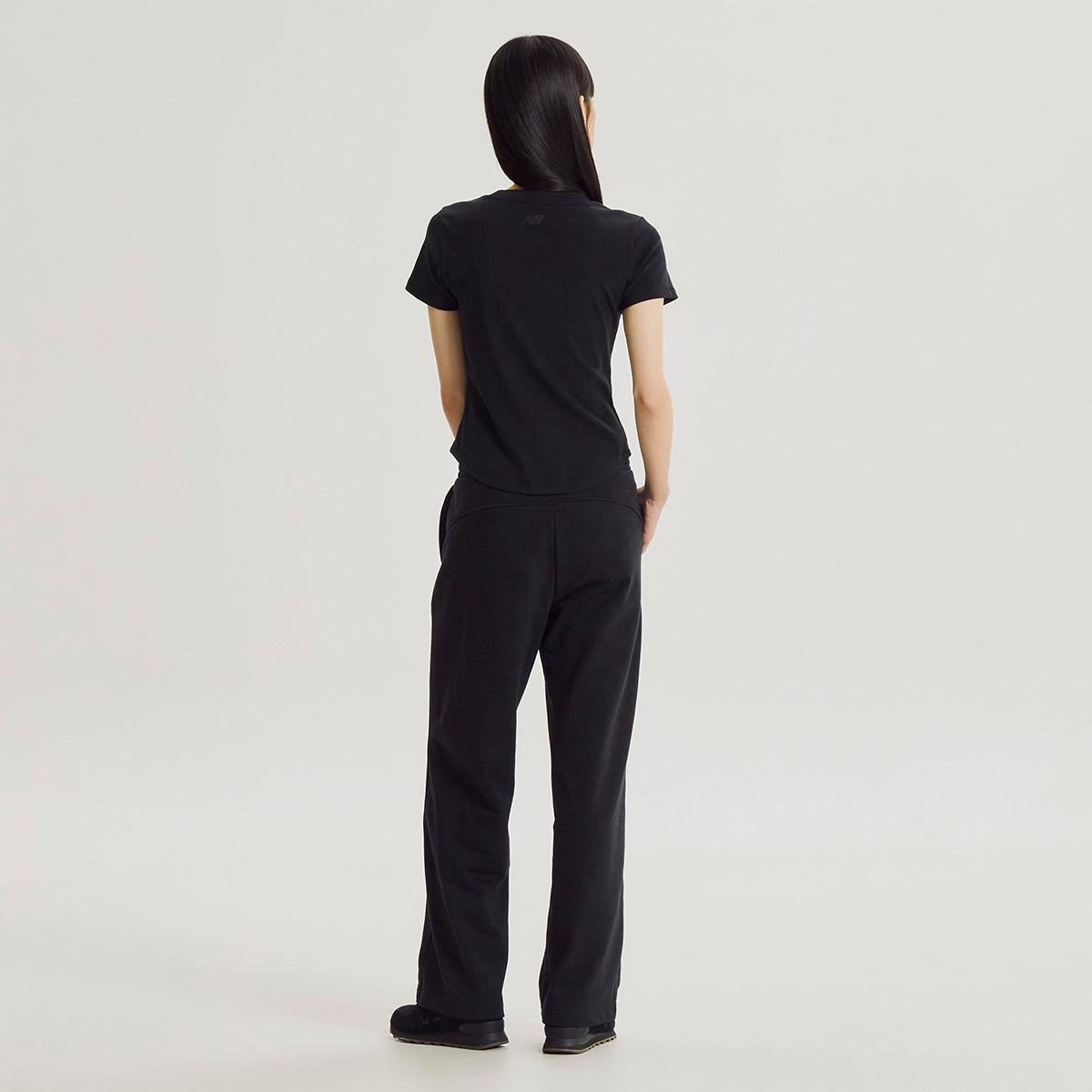 (19)Black