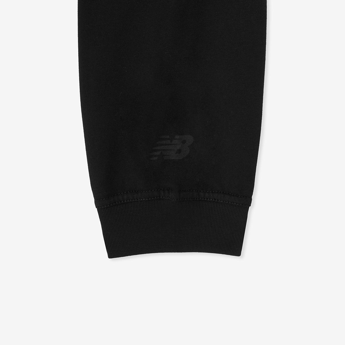 (19)Black