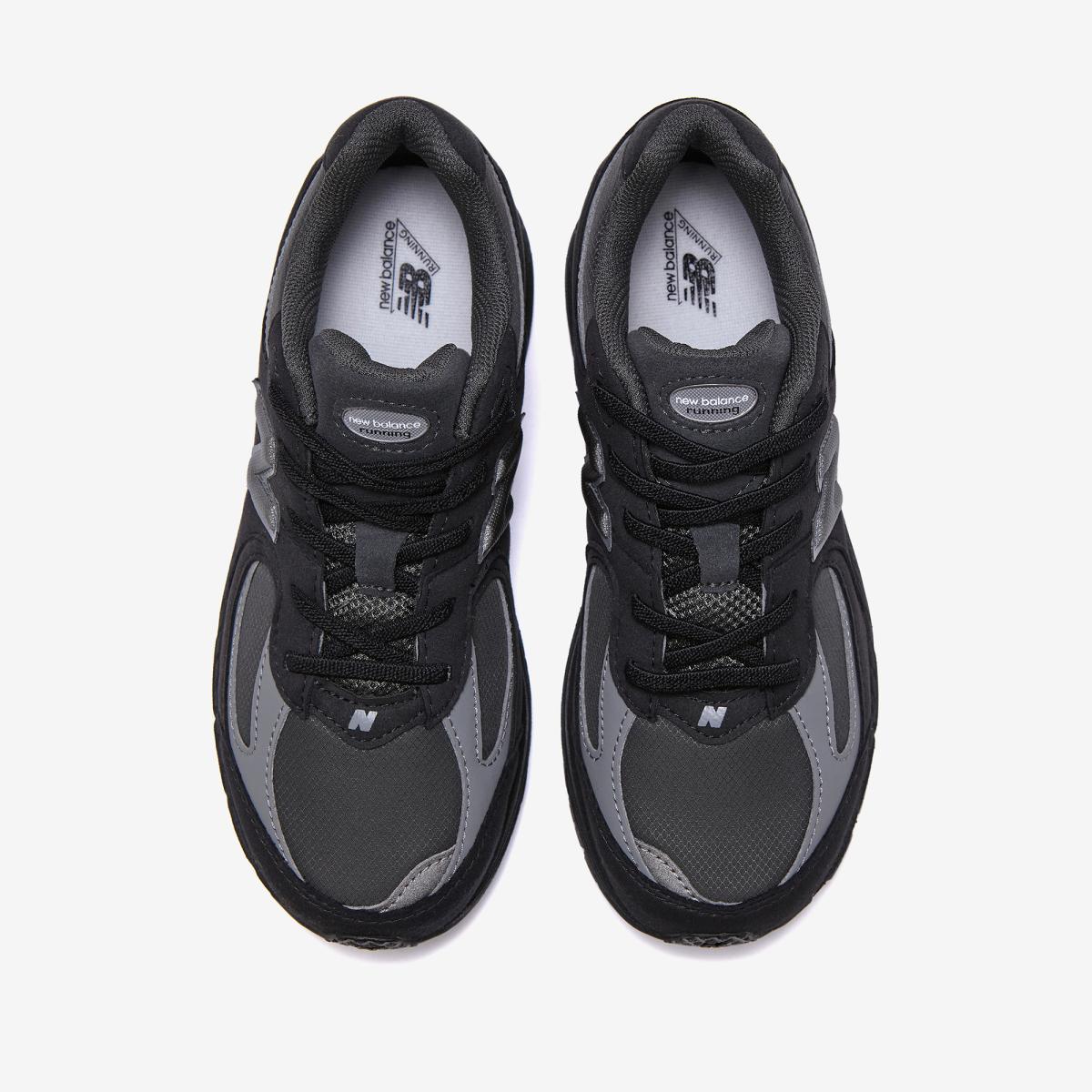 (19)Black