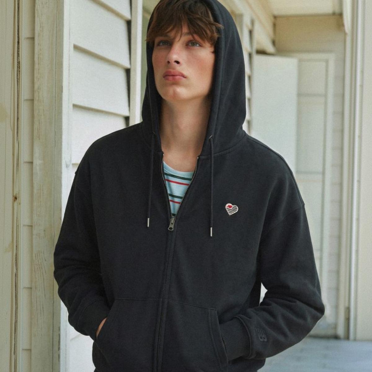 (19)Black