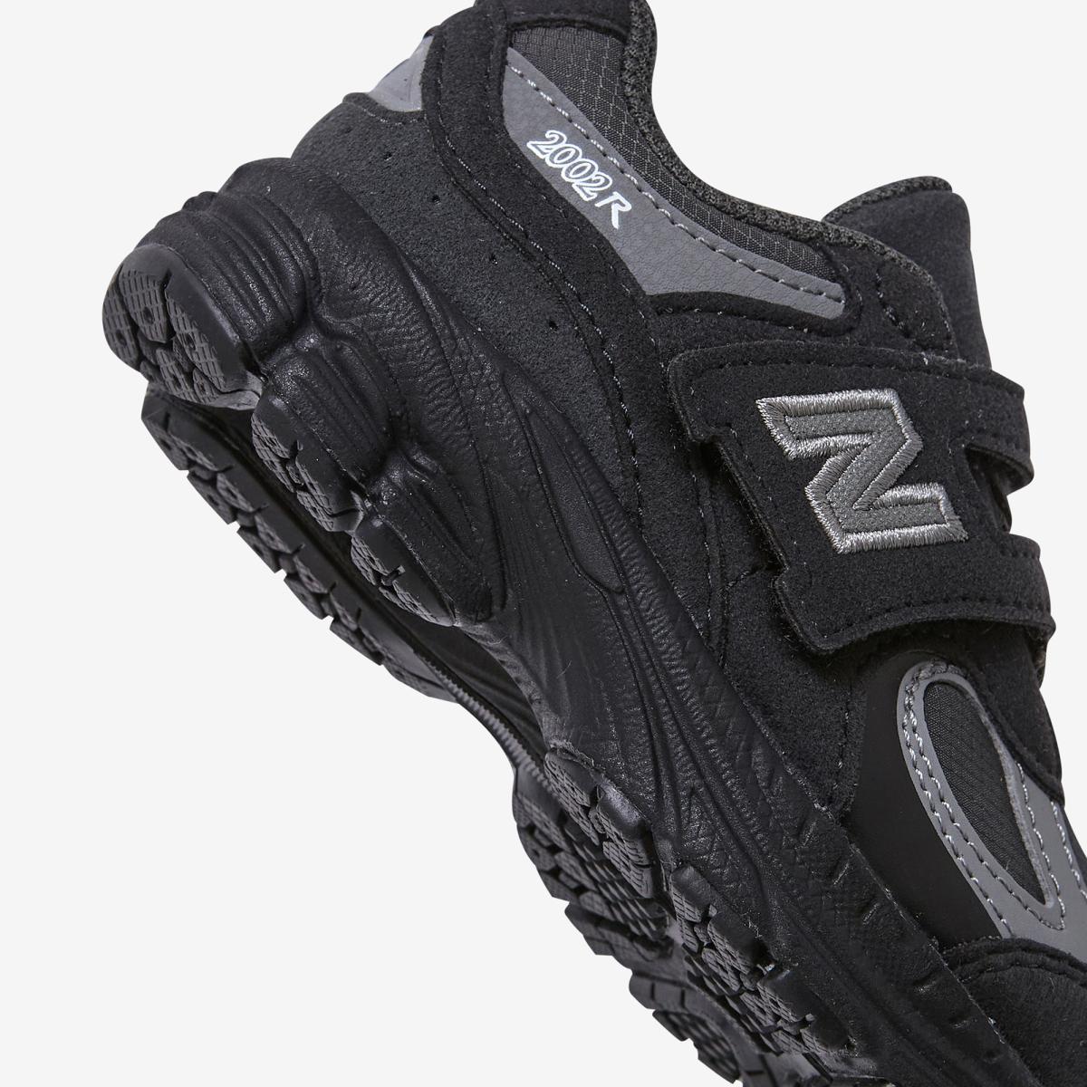(19)Black