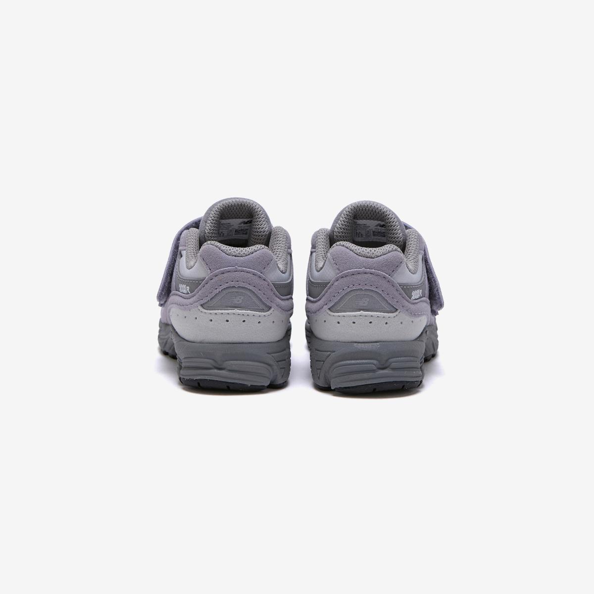 (70)Violet