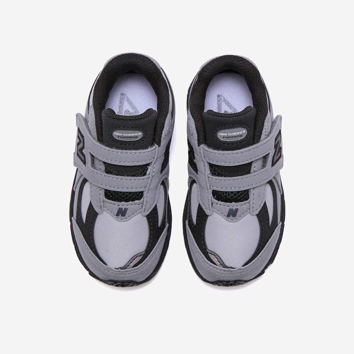 (15)Gray