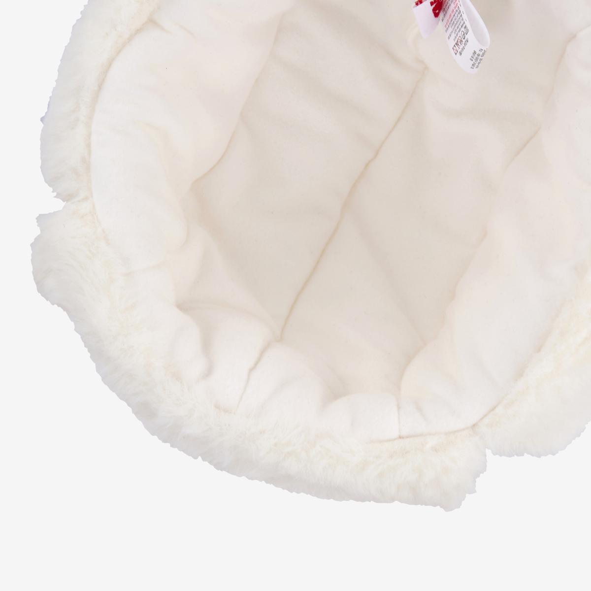 (39)Ivory