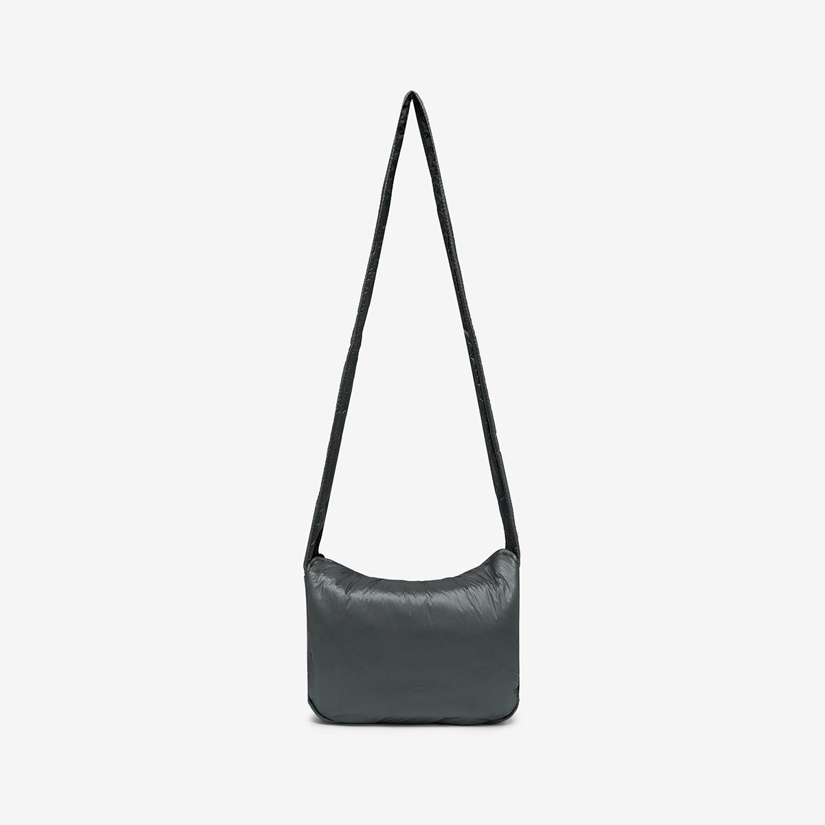 (60)Charcoal