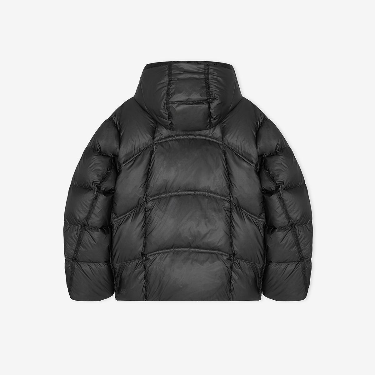 (19)Black