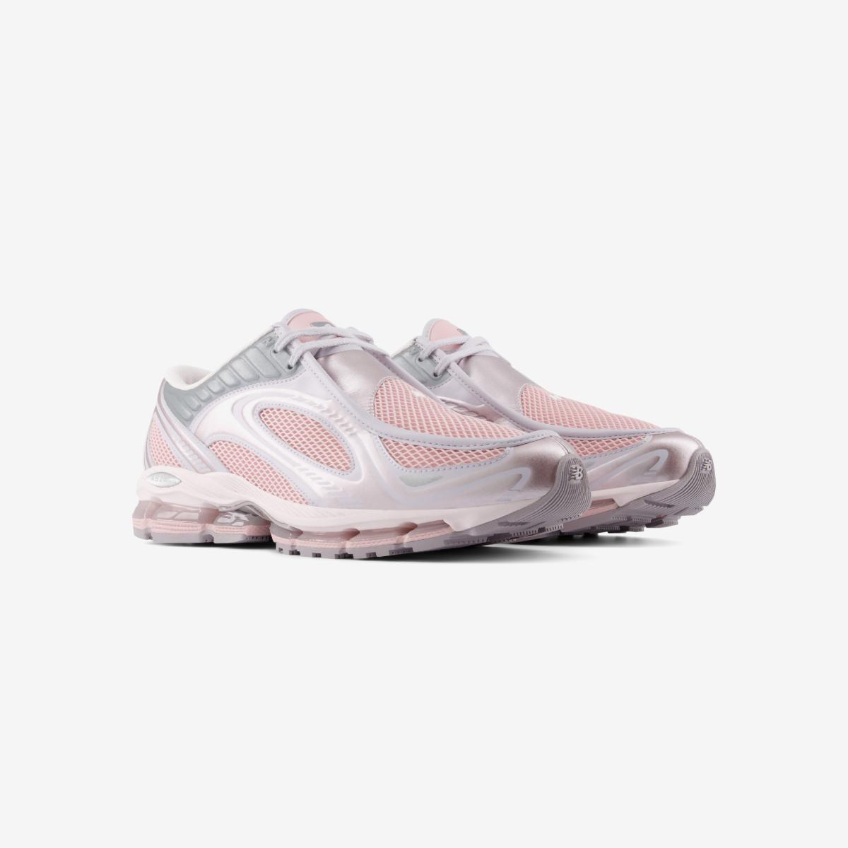 (25)Pink