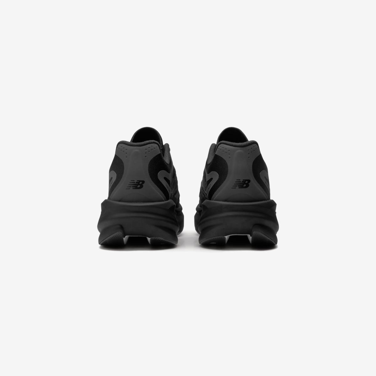 (19)Black