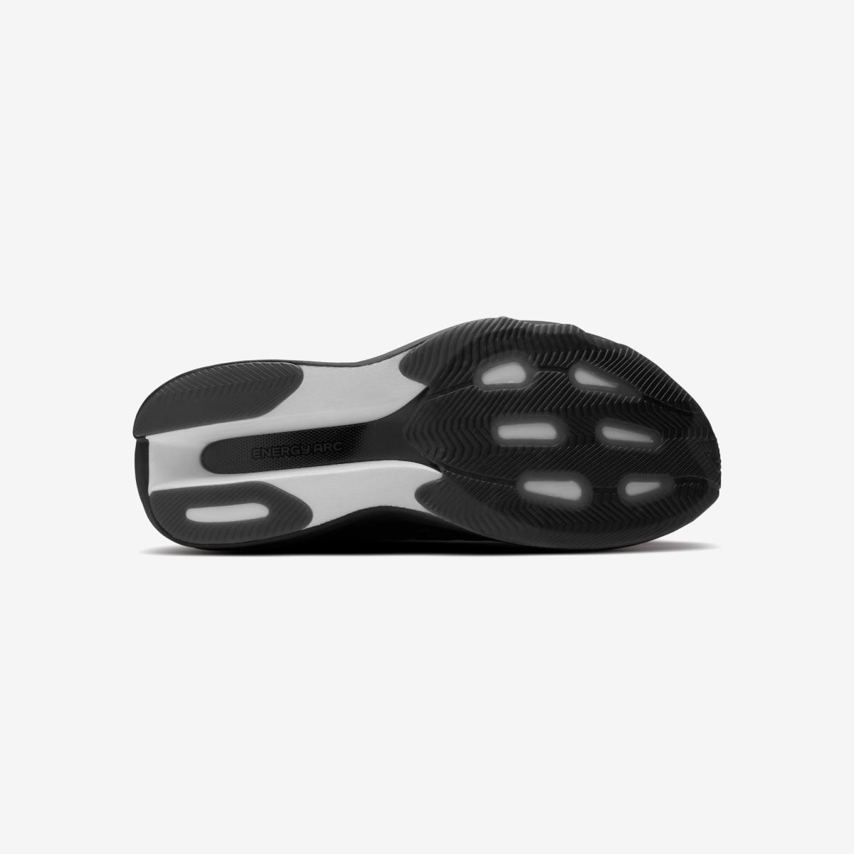 (19)Black