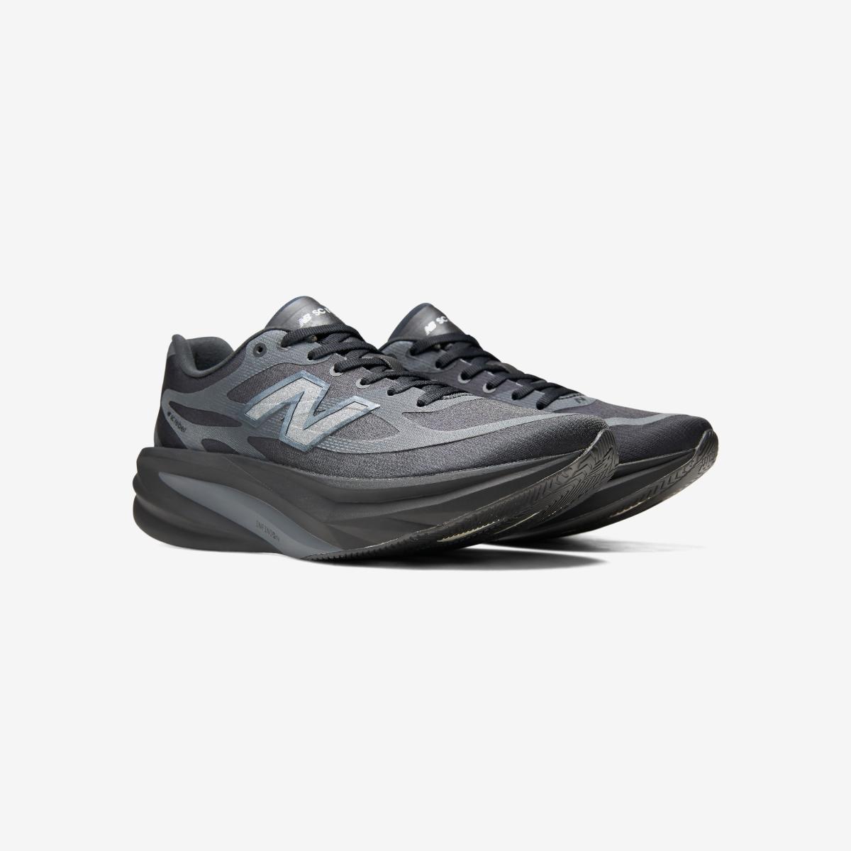 (19)Black