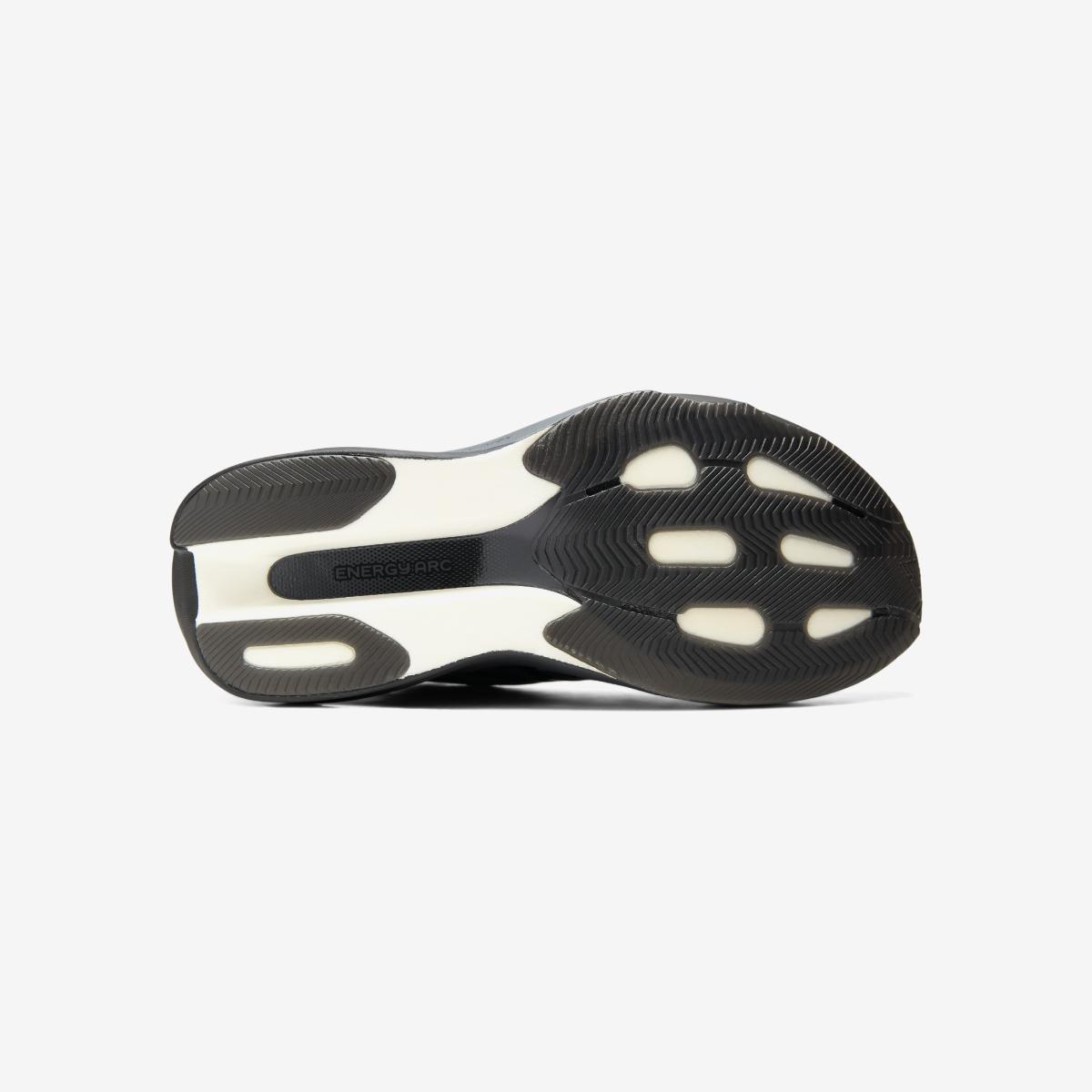 (19)Black