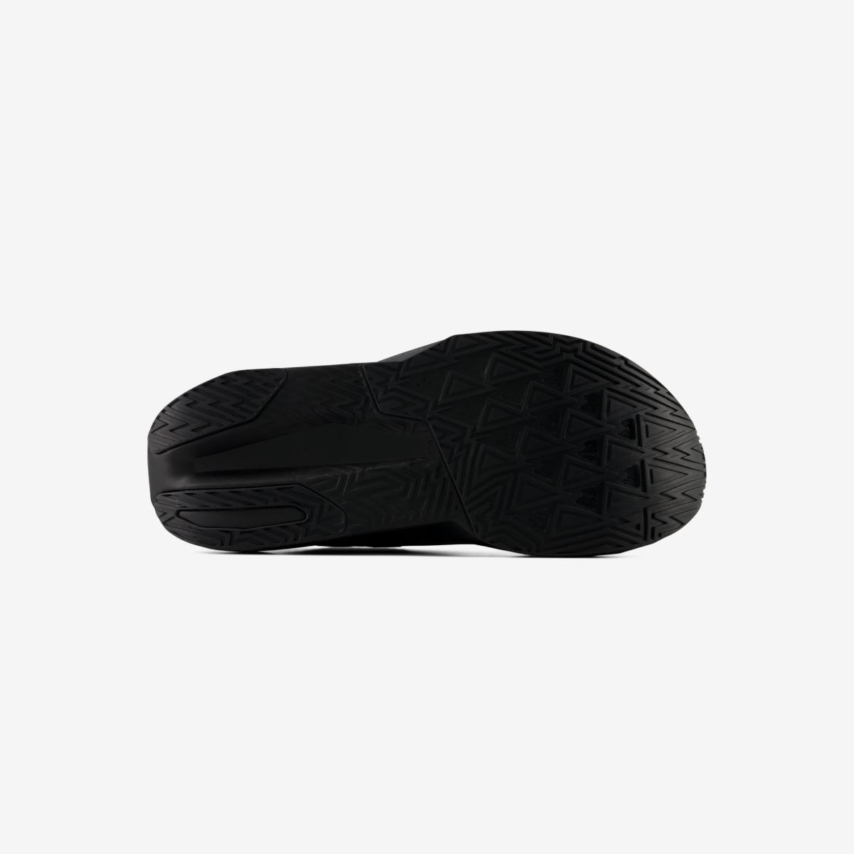(19)Black