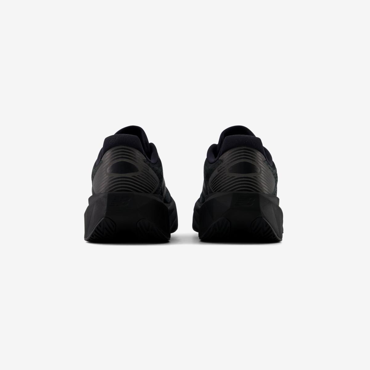 (19)Black