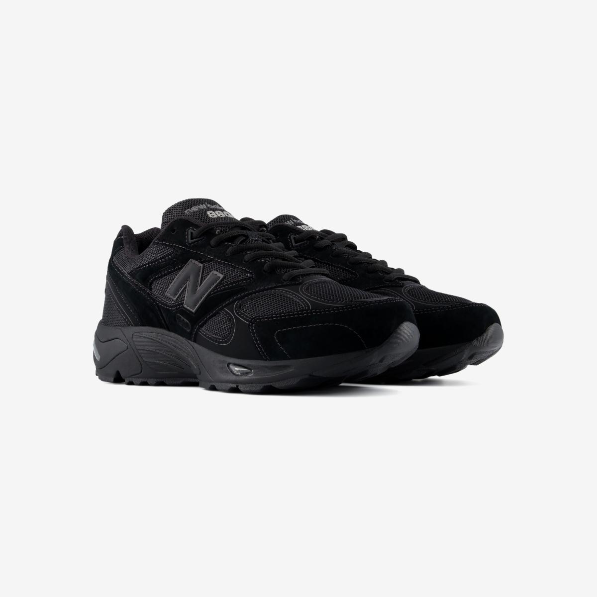 (19)Black