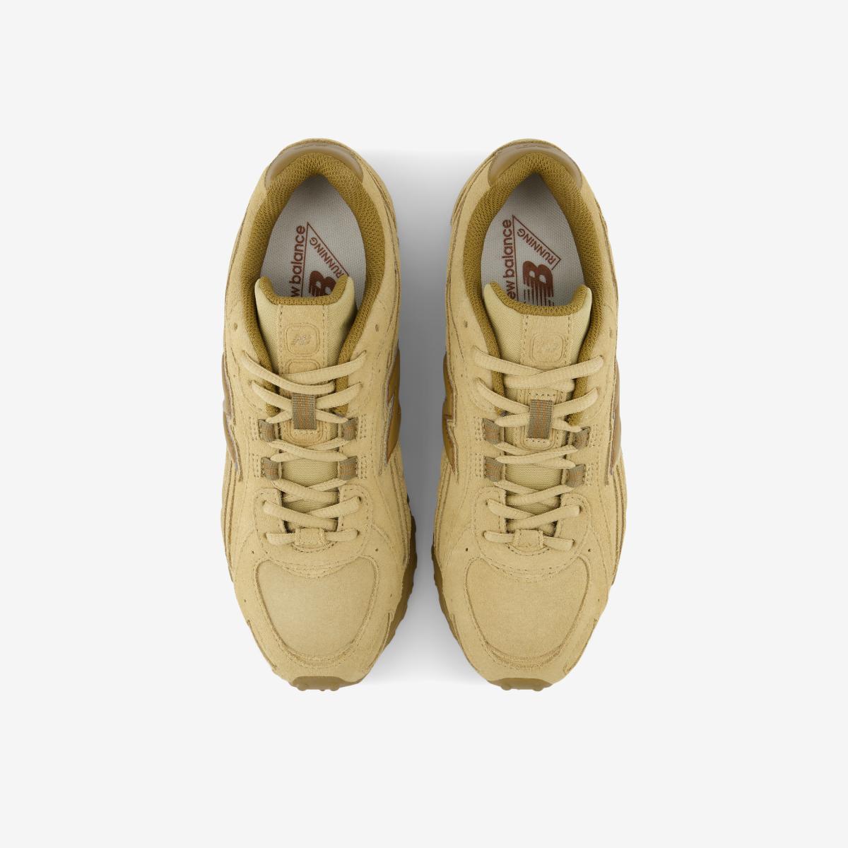 (35)Beige
