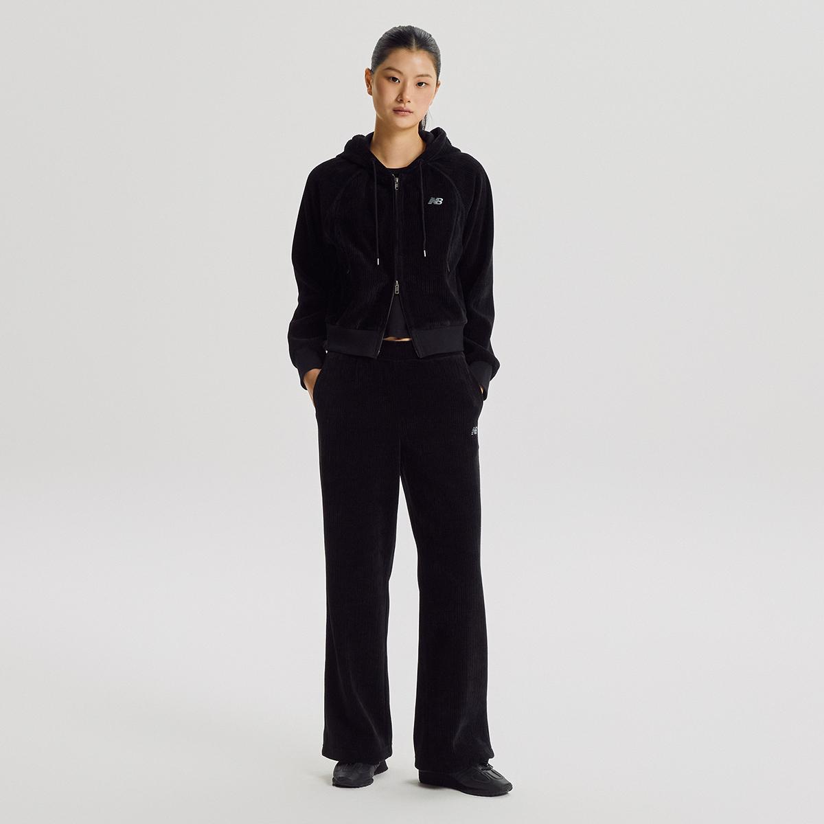 (19)Black
