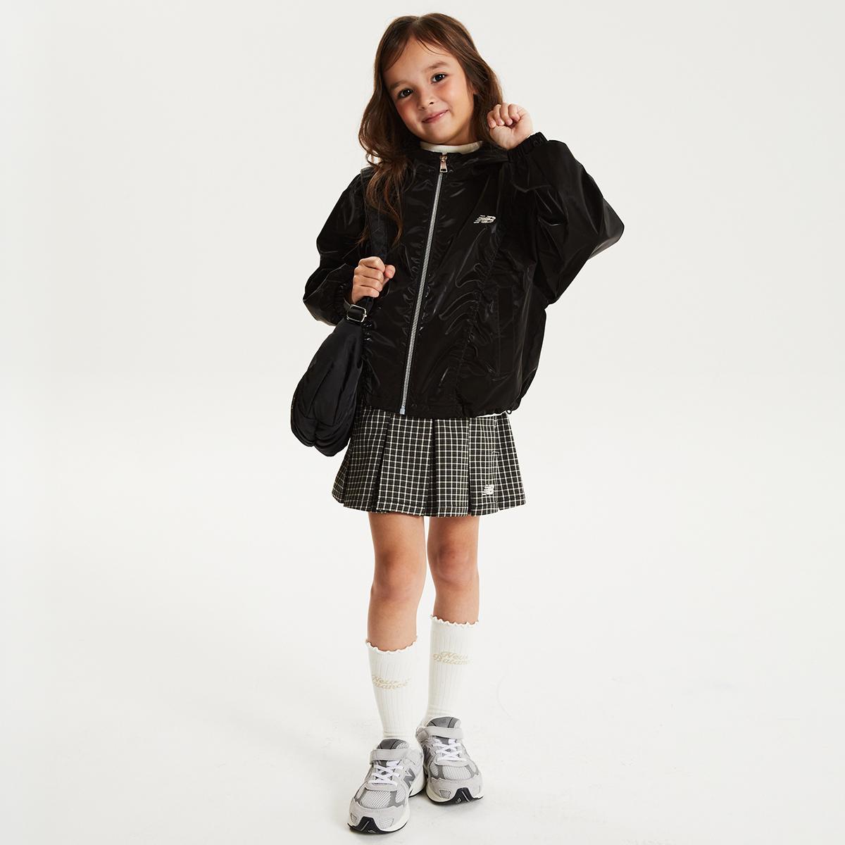 (19)Black