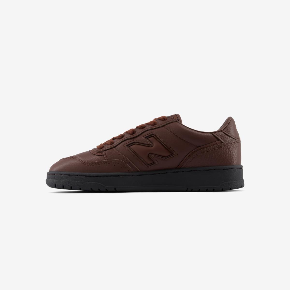 (85)Brown