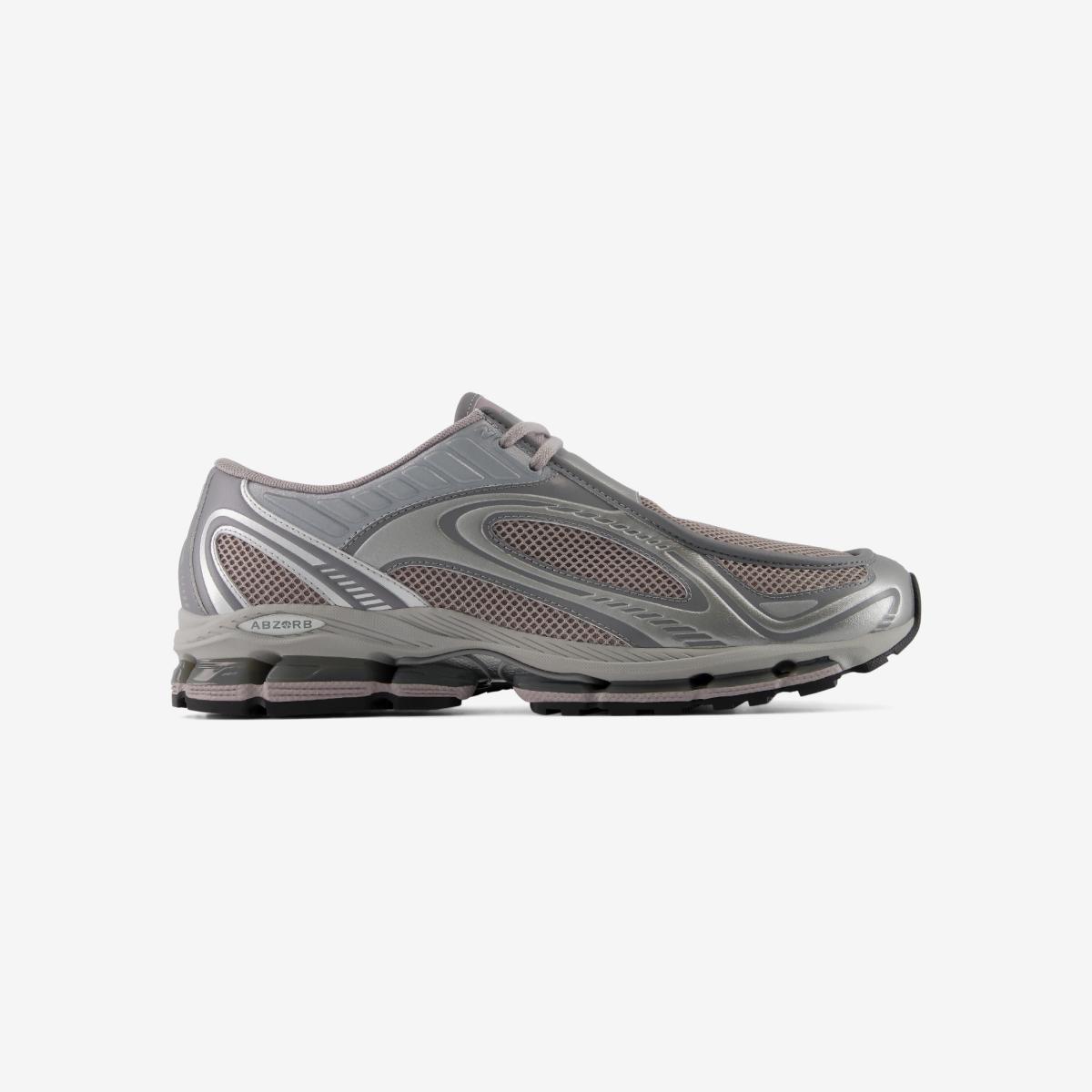 (91)Silver