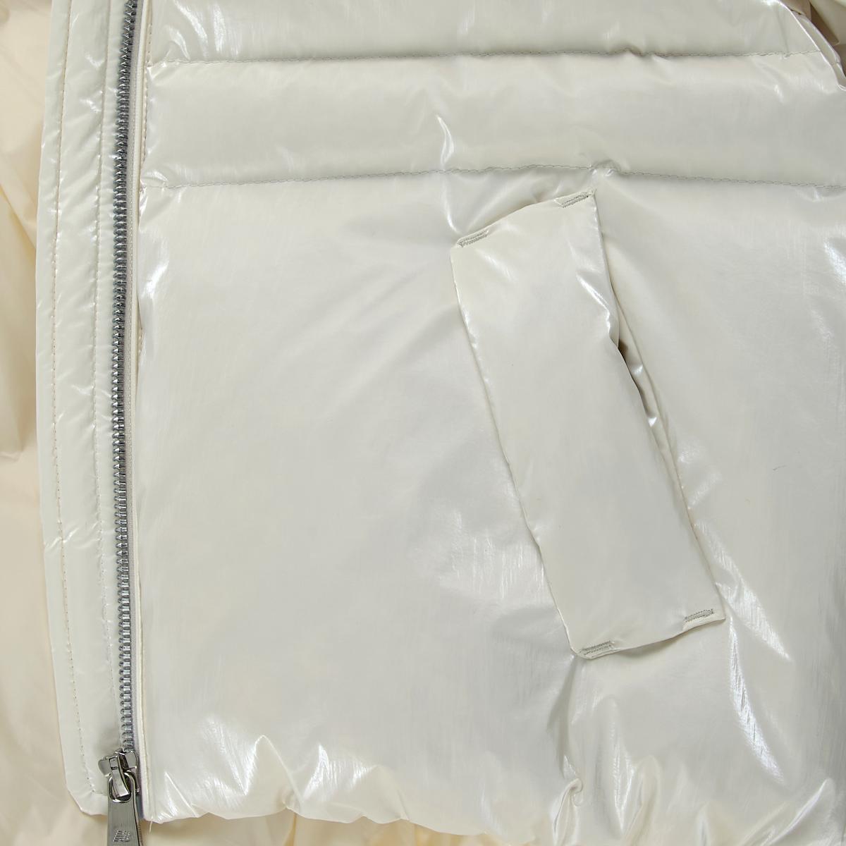 (64)Cream