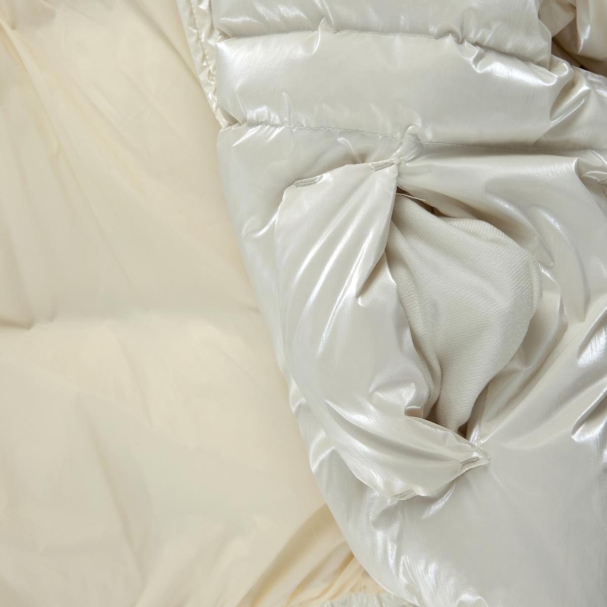 (64)Cream