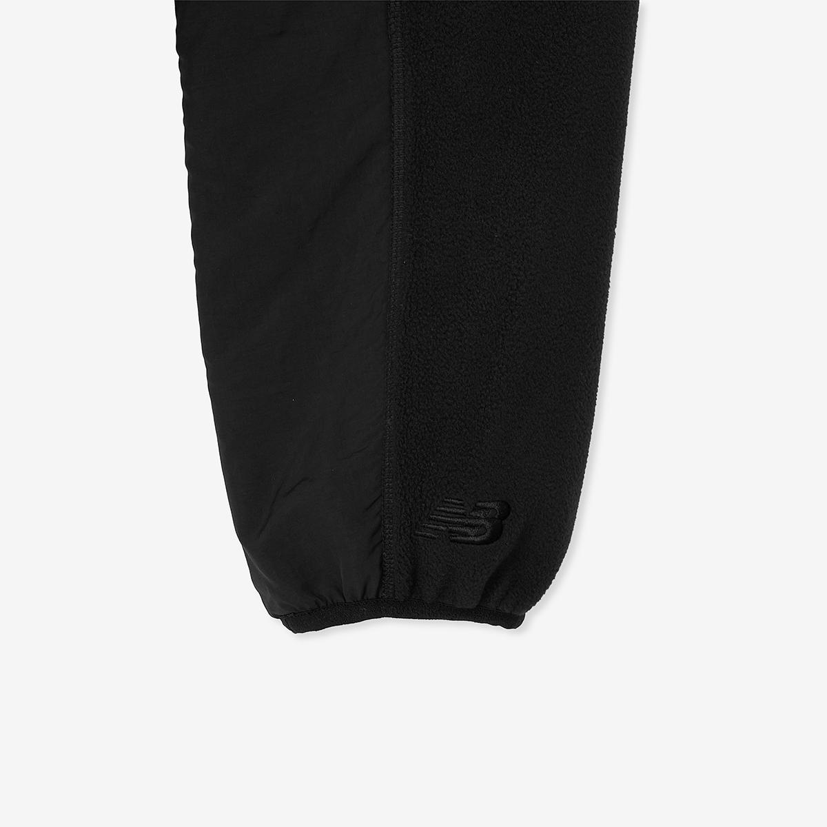 (19)Black