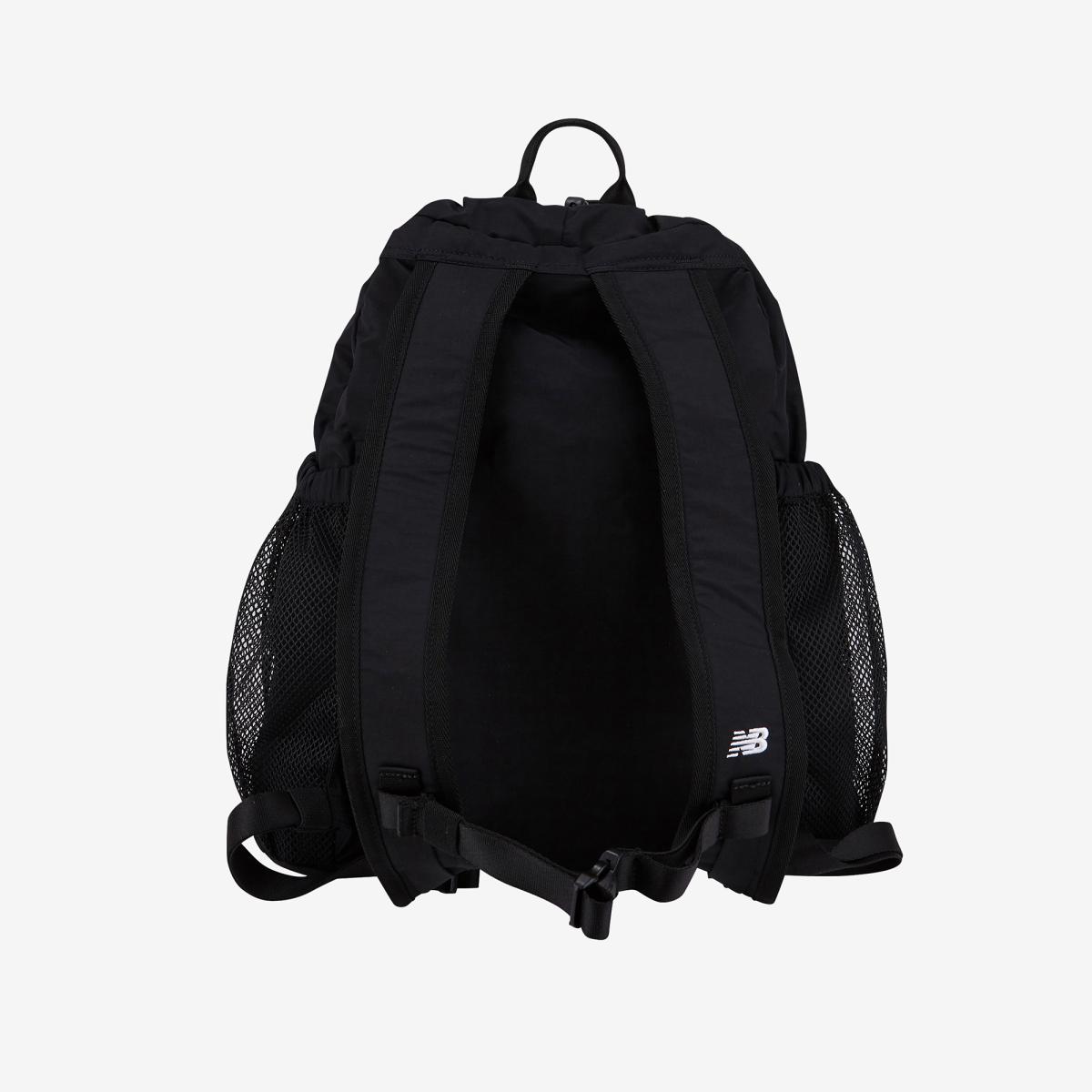 (19)Black