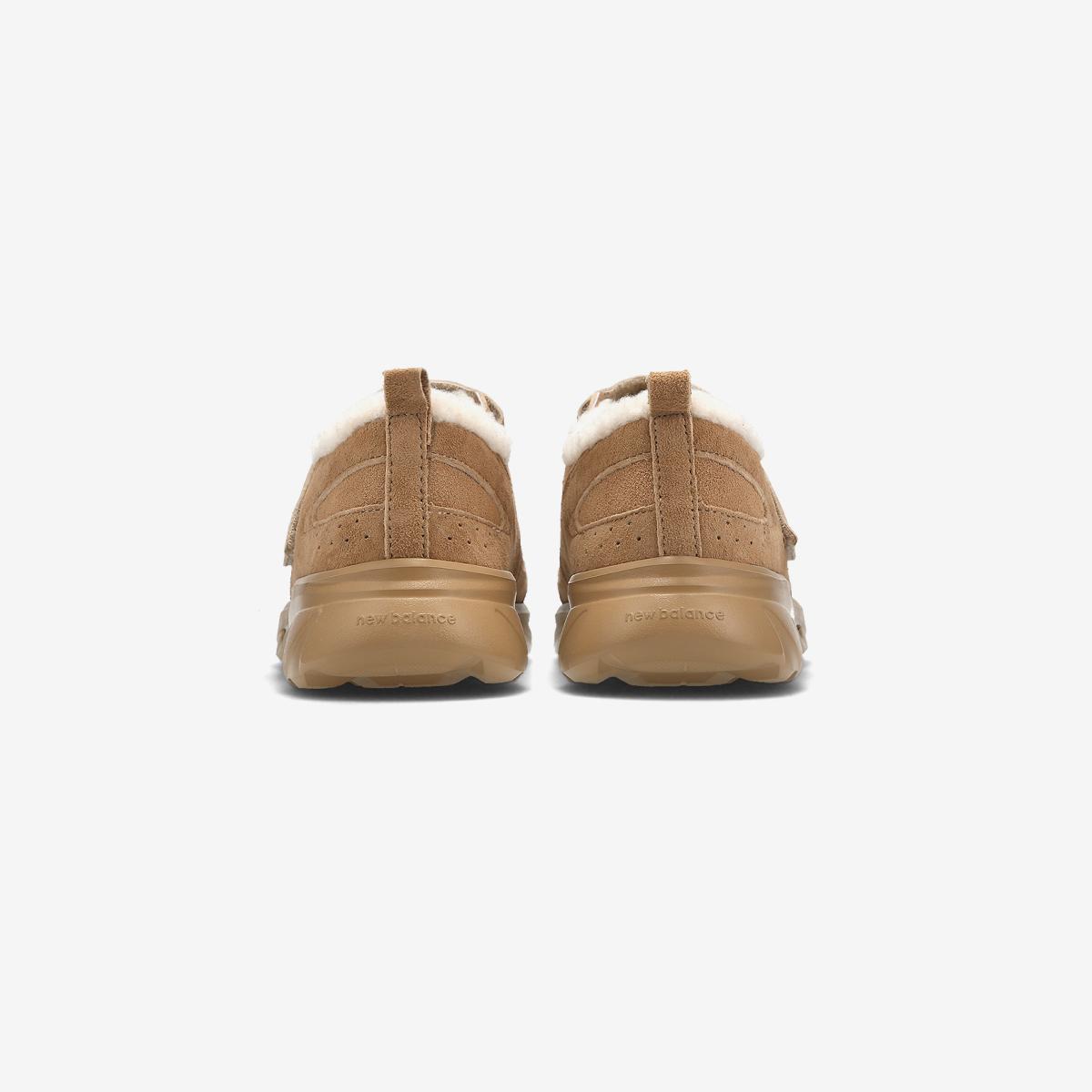 (35)Beige