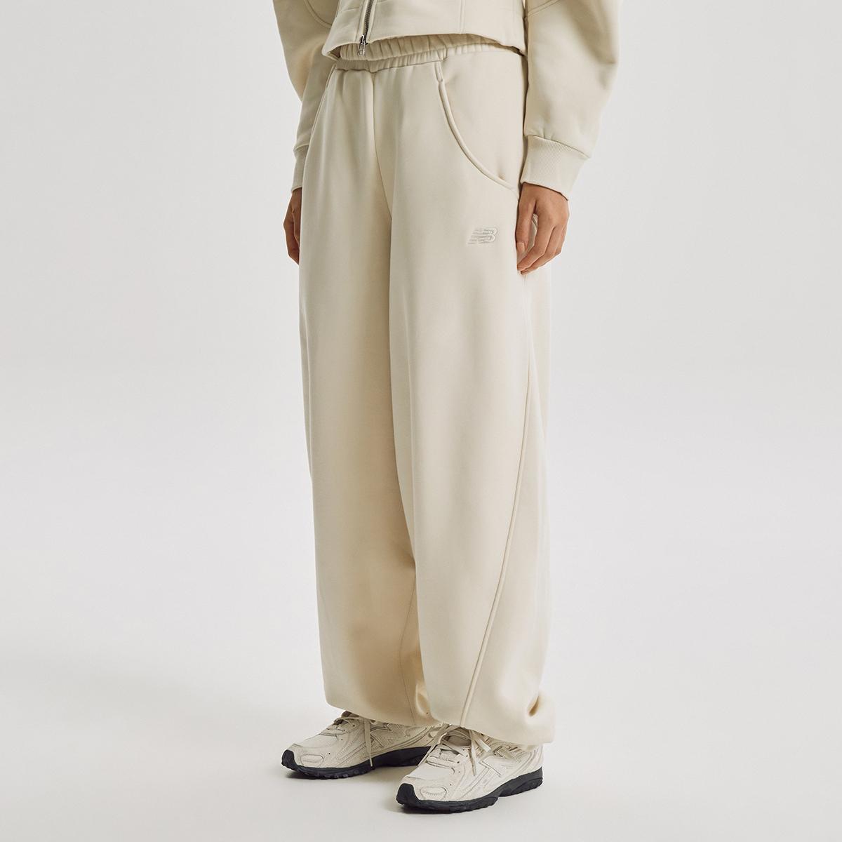 (36)Light Beige