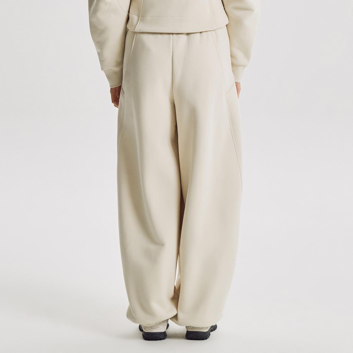 (36)Light Beige