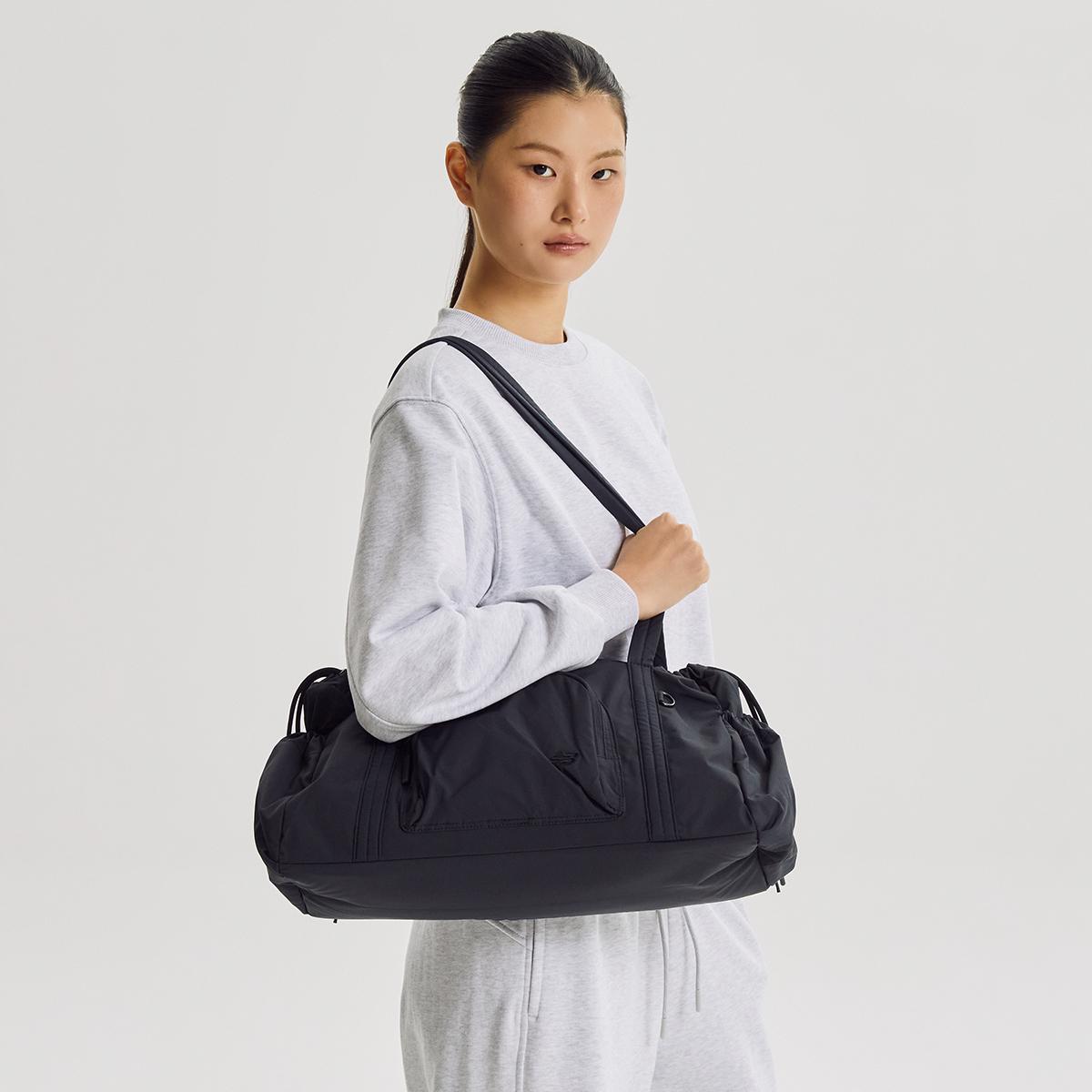 (19)Black