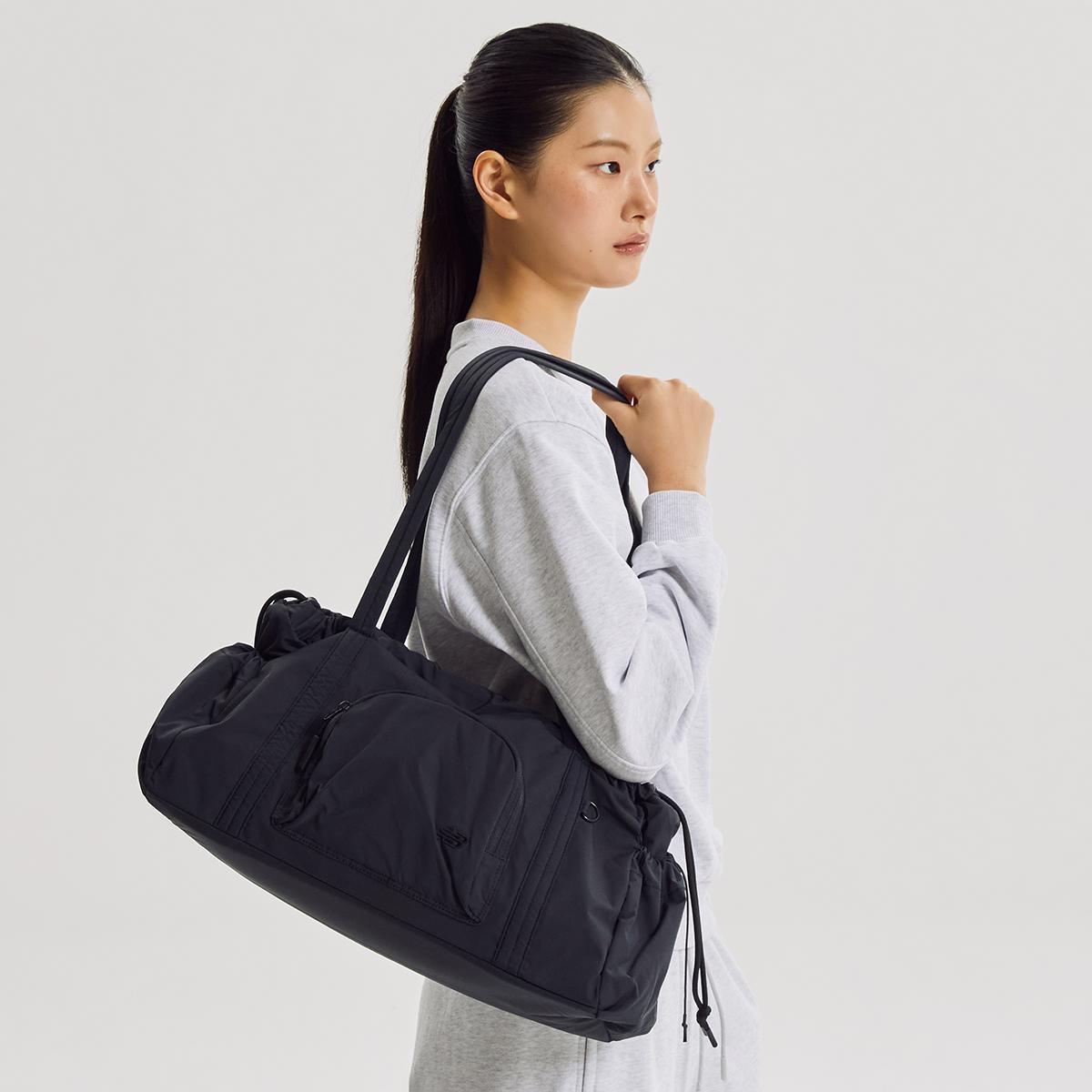 (19)Black