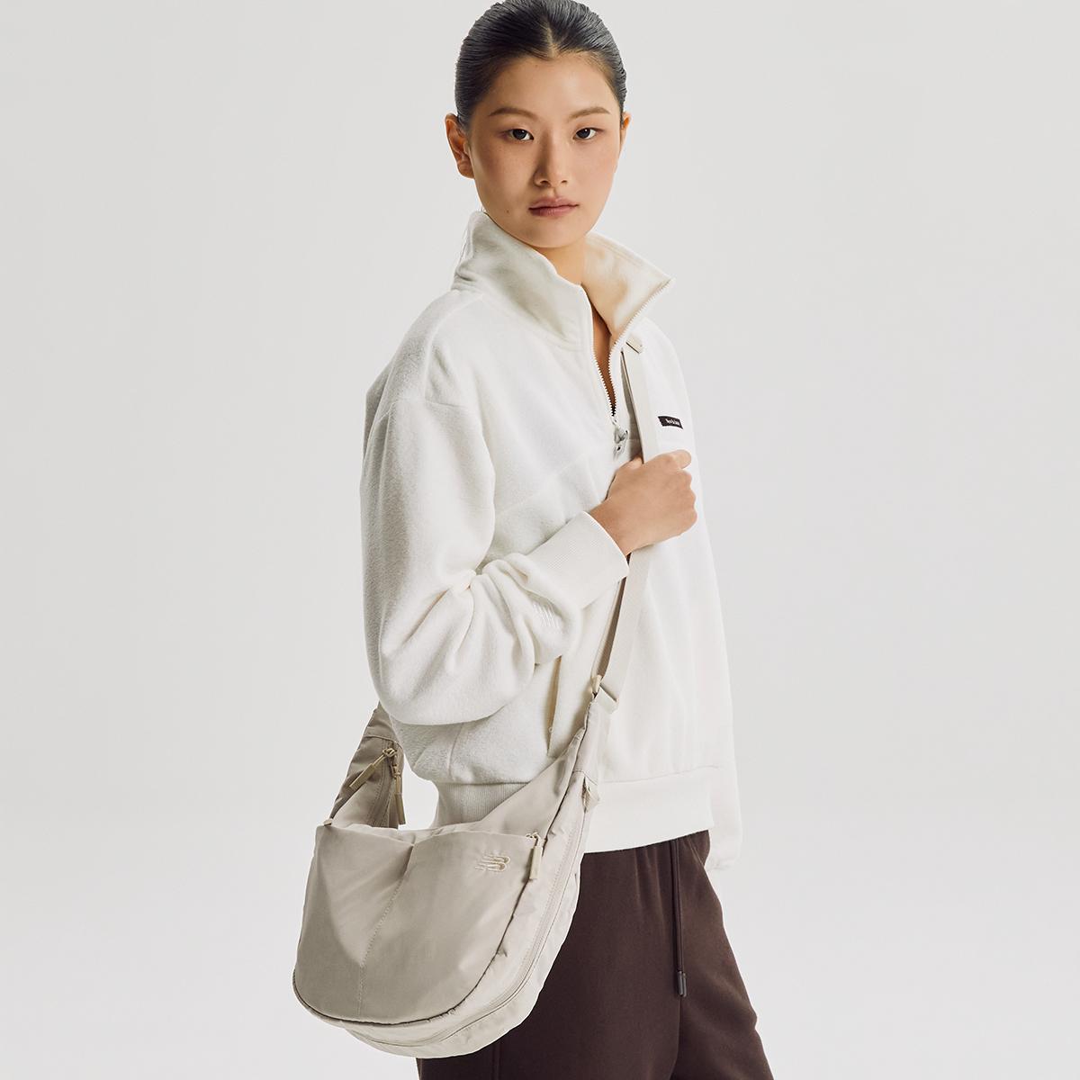 (35)Beige