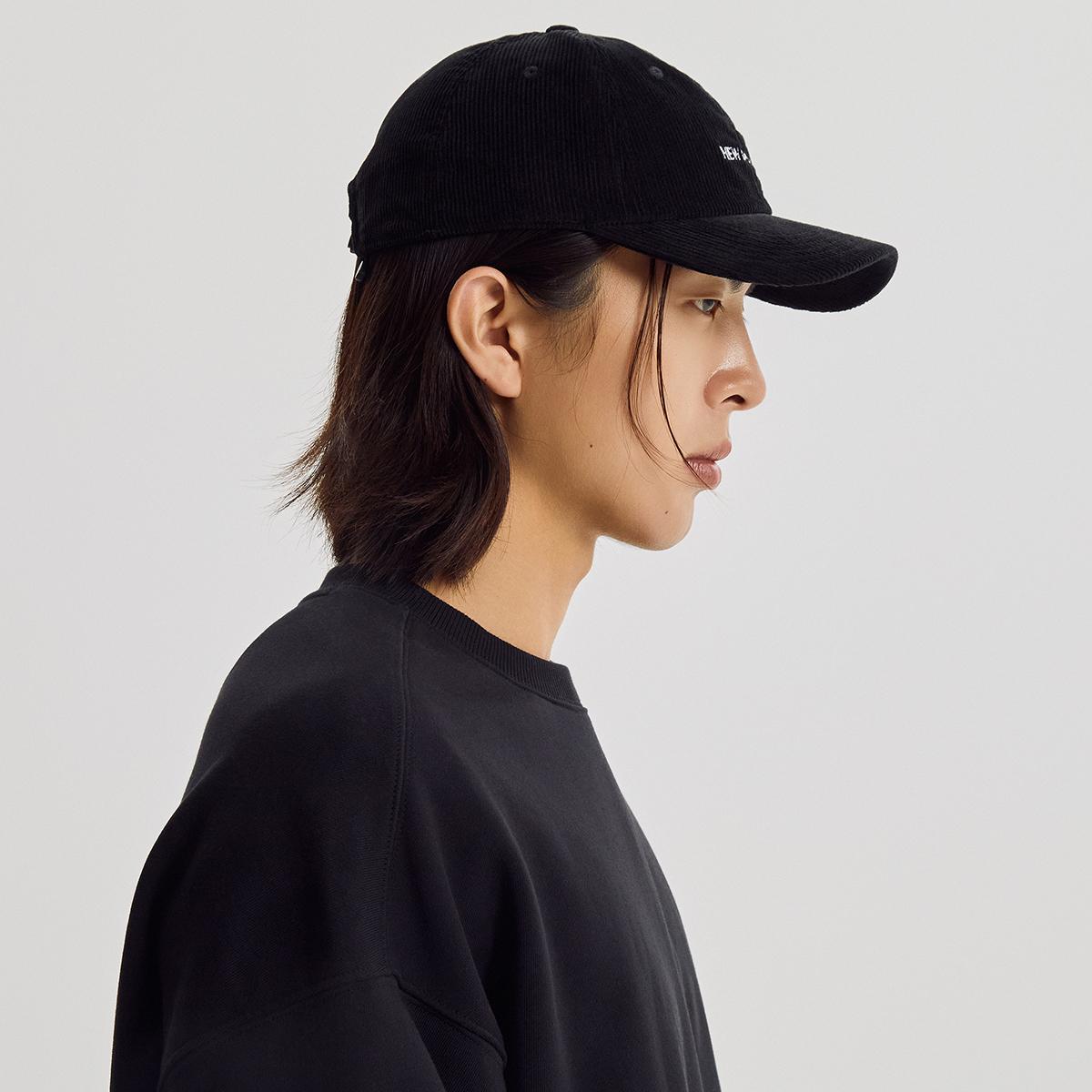 (19)Black