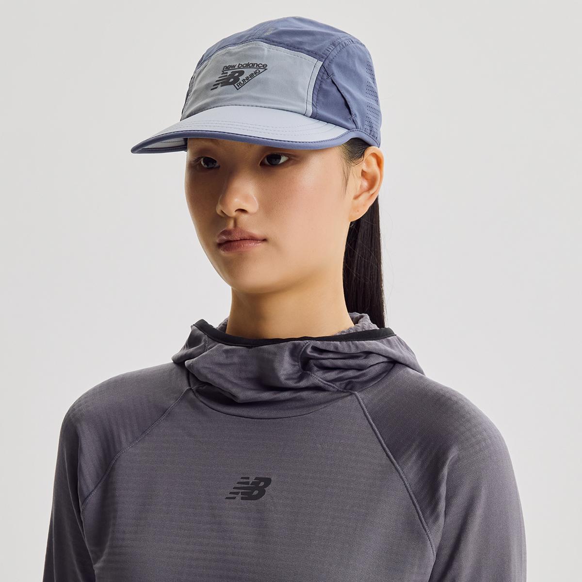 (83)Greyish Blue