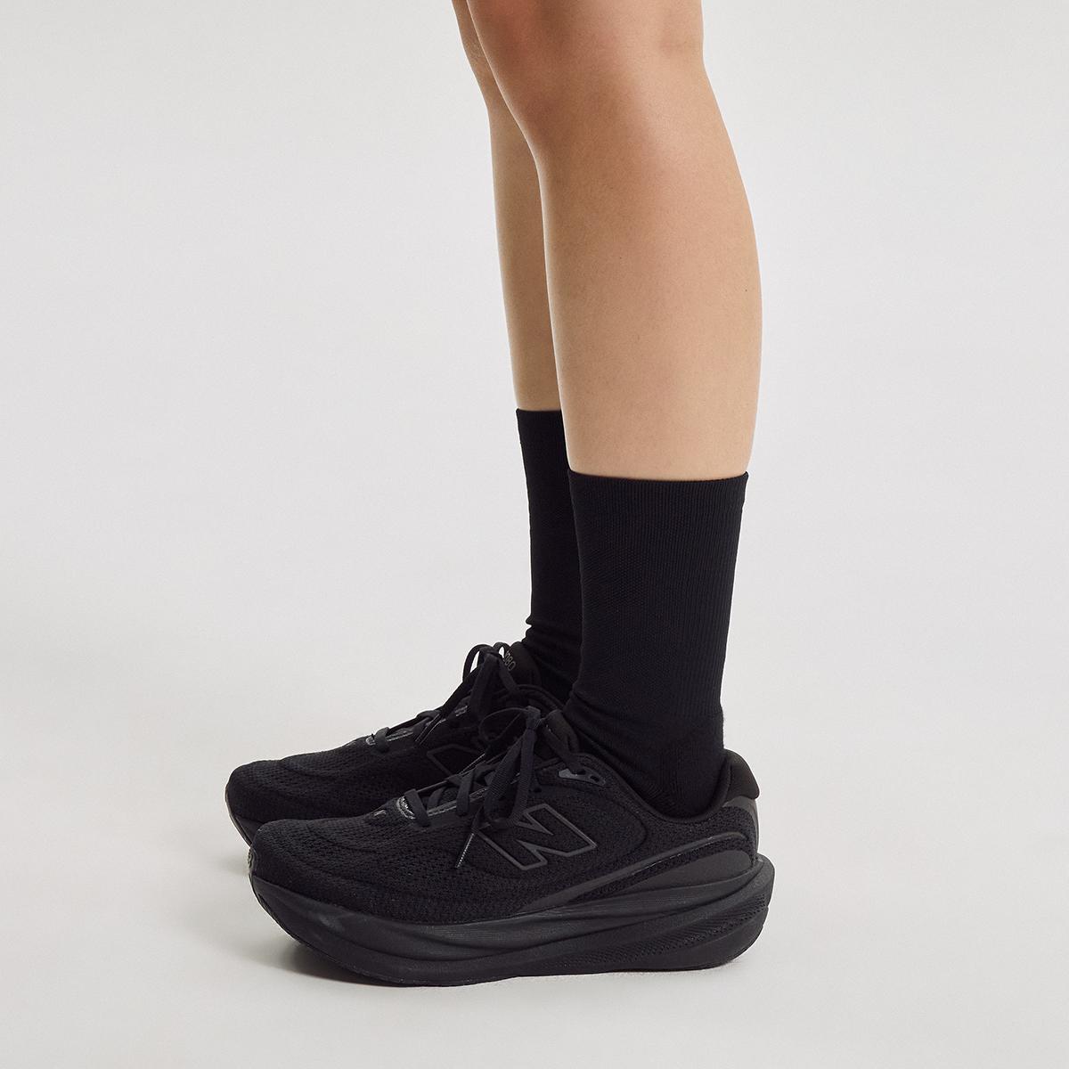 (19)Black
