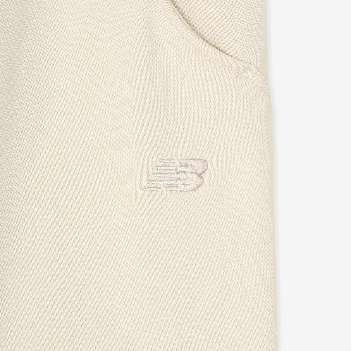 (36)Light Beige