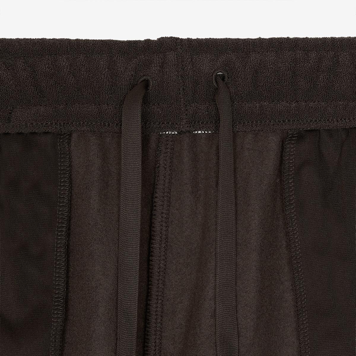 (85)Brown