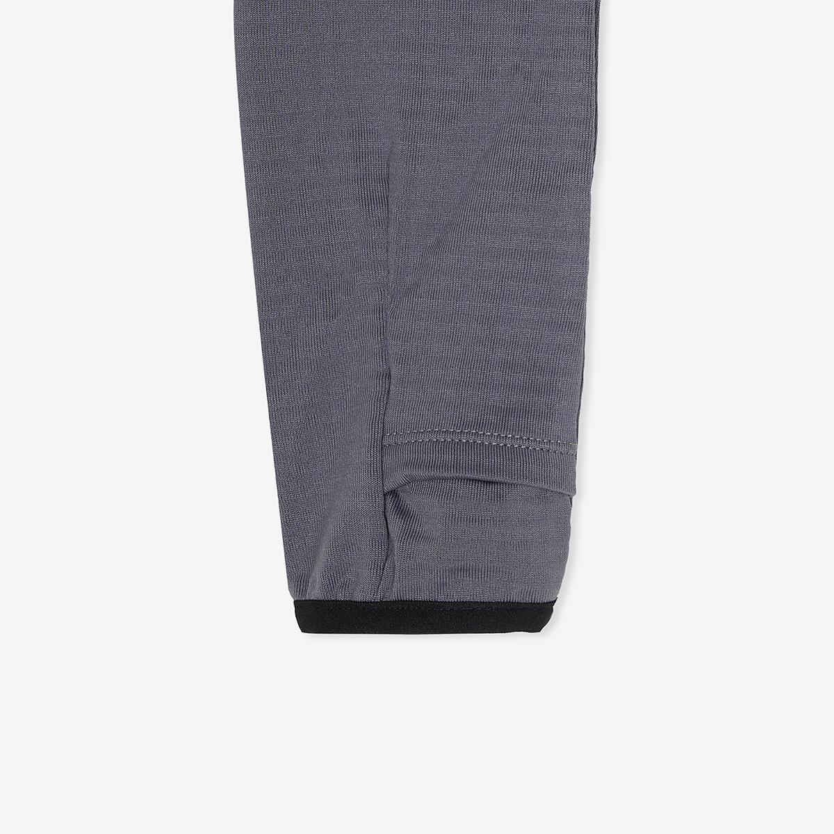 (60)Charcoal