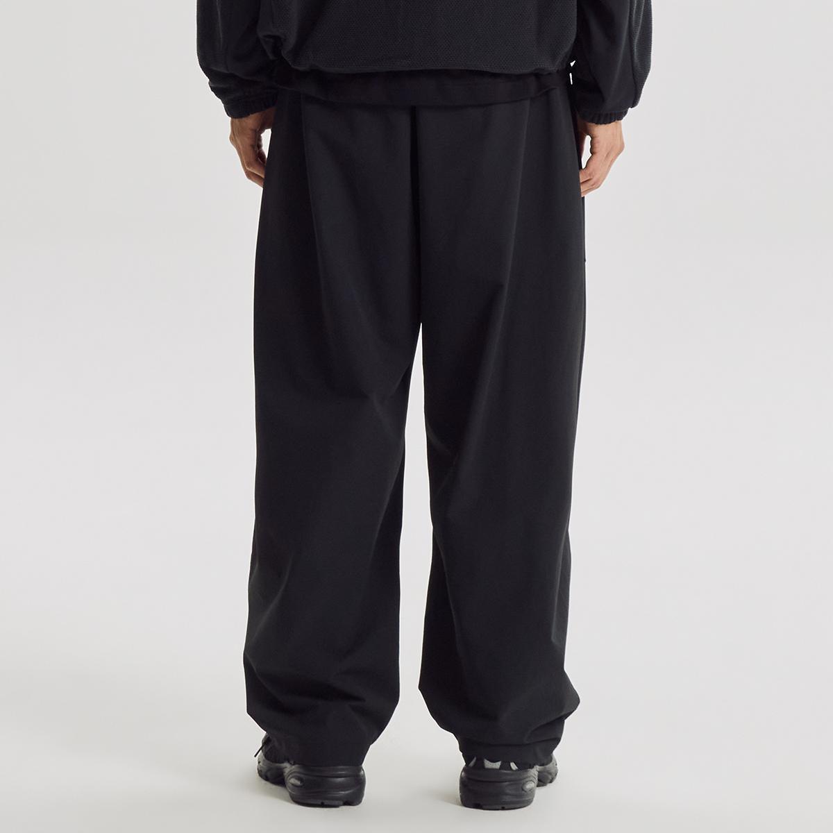 (19)Black