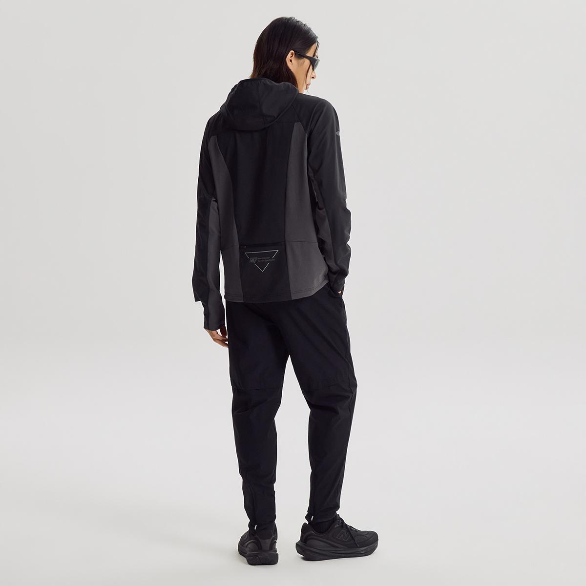 (19)Black