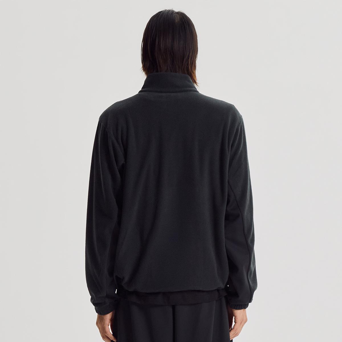 (19)Black
