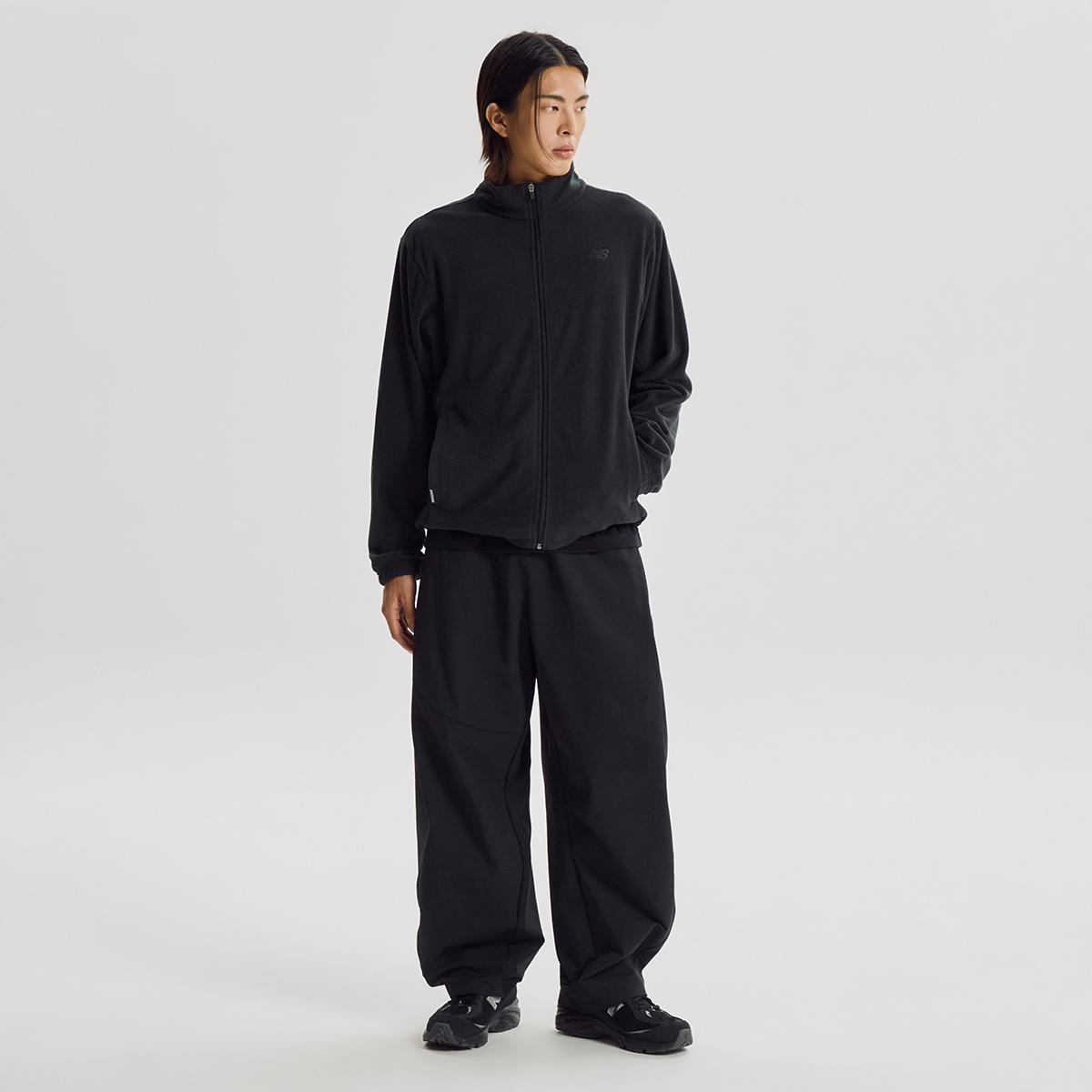 (19)Black