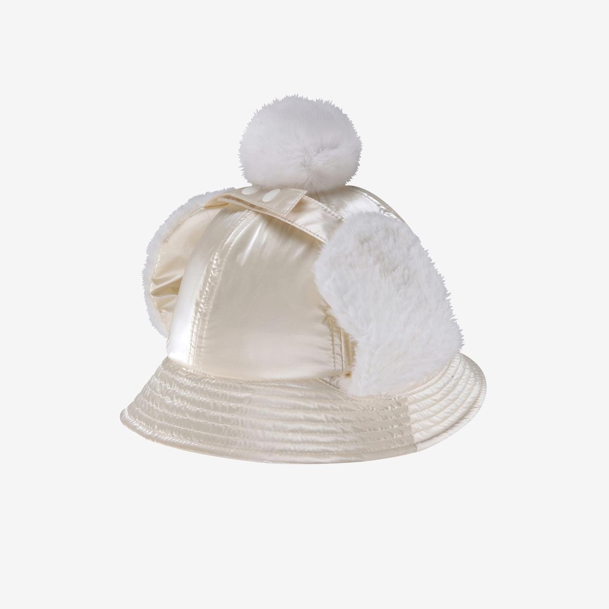 (39)Ivory