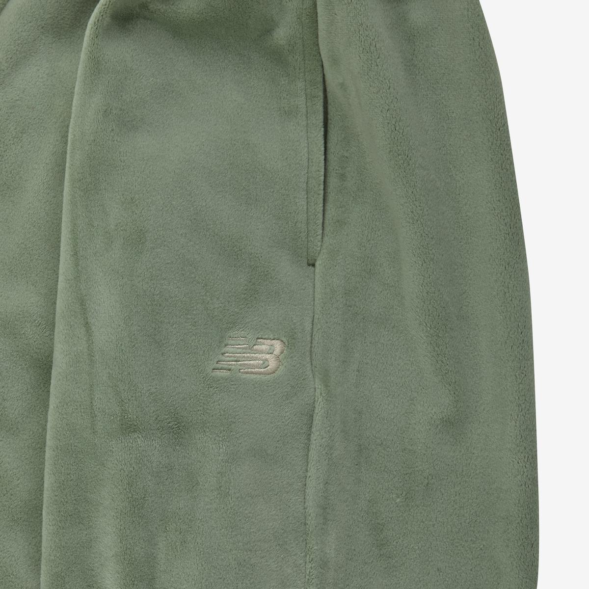 (84)Mint