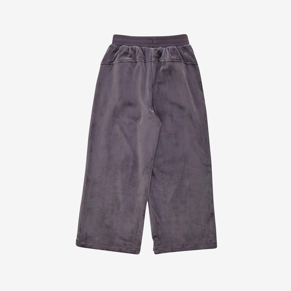(60)Charcoal
