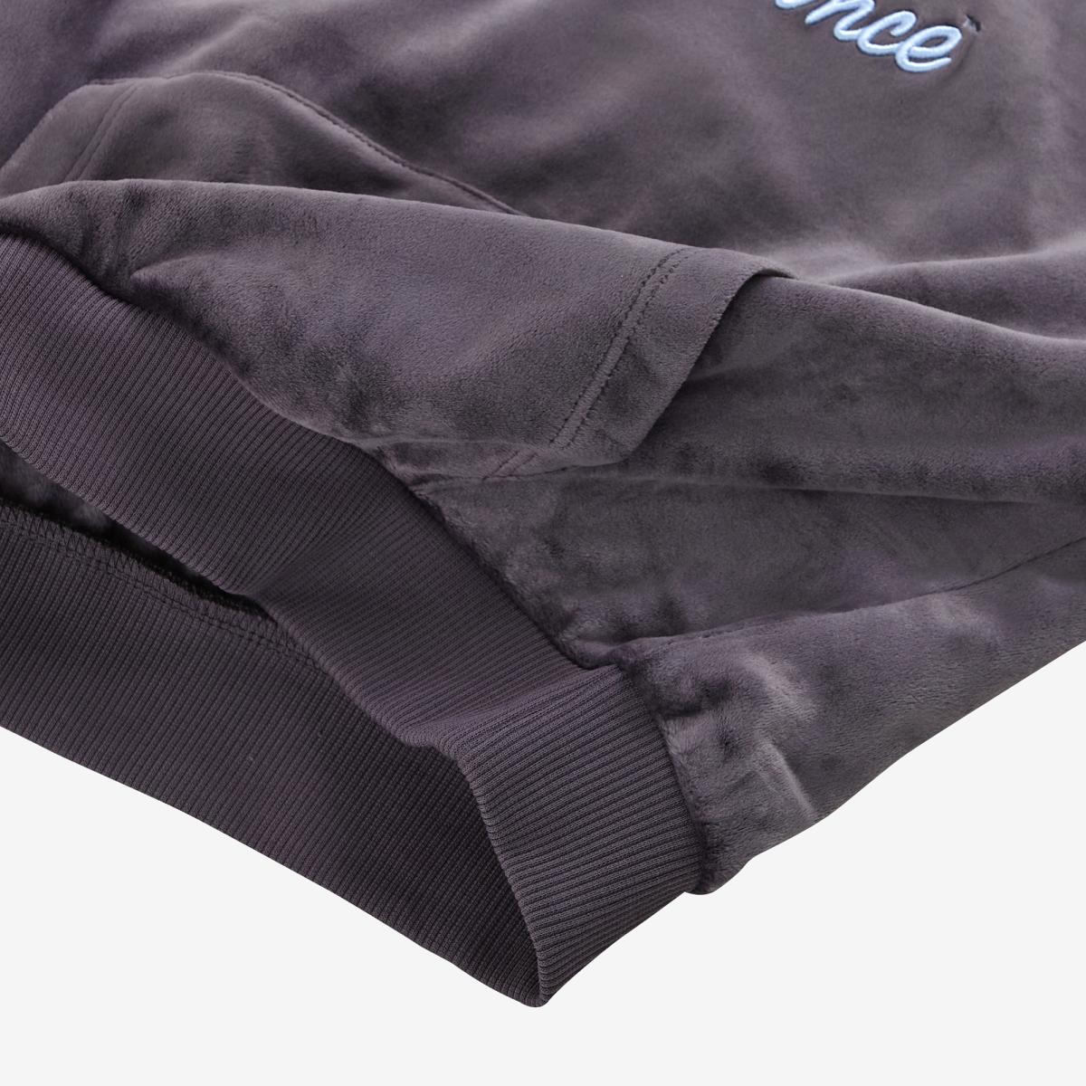 (60)Charcoal