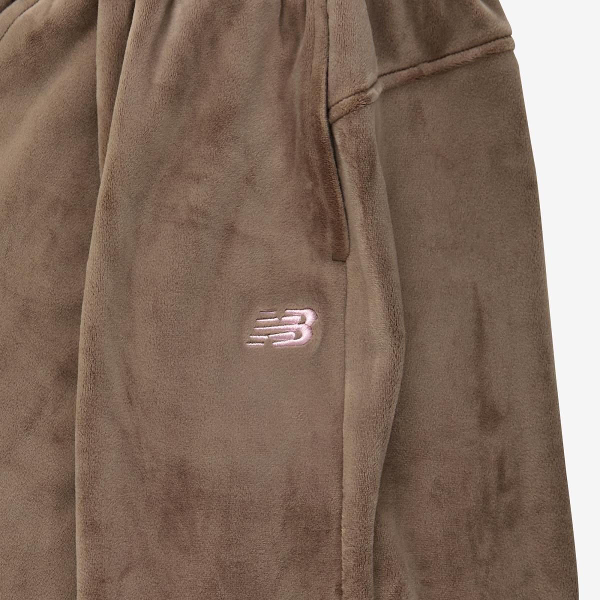 (85)Brown